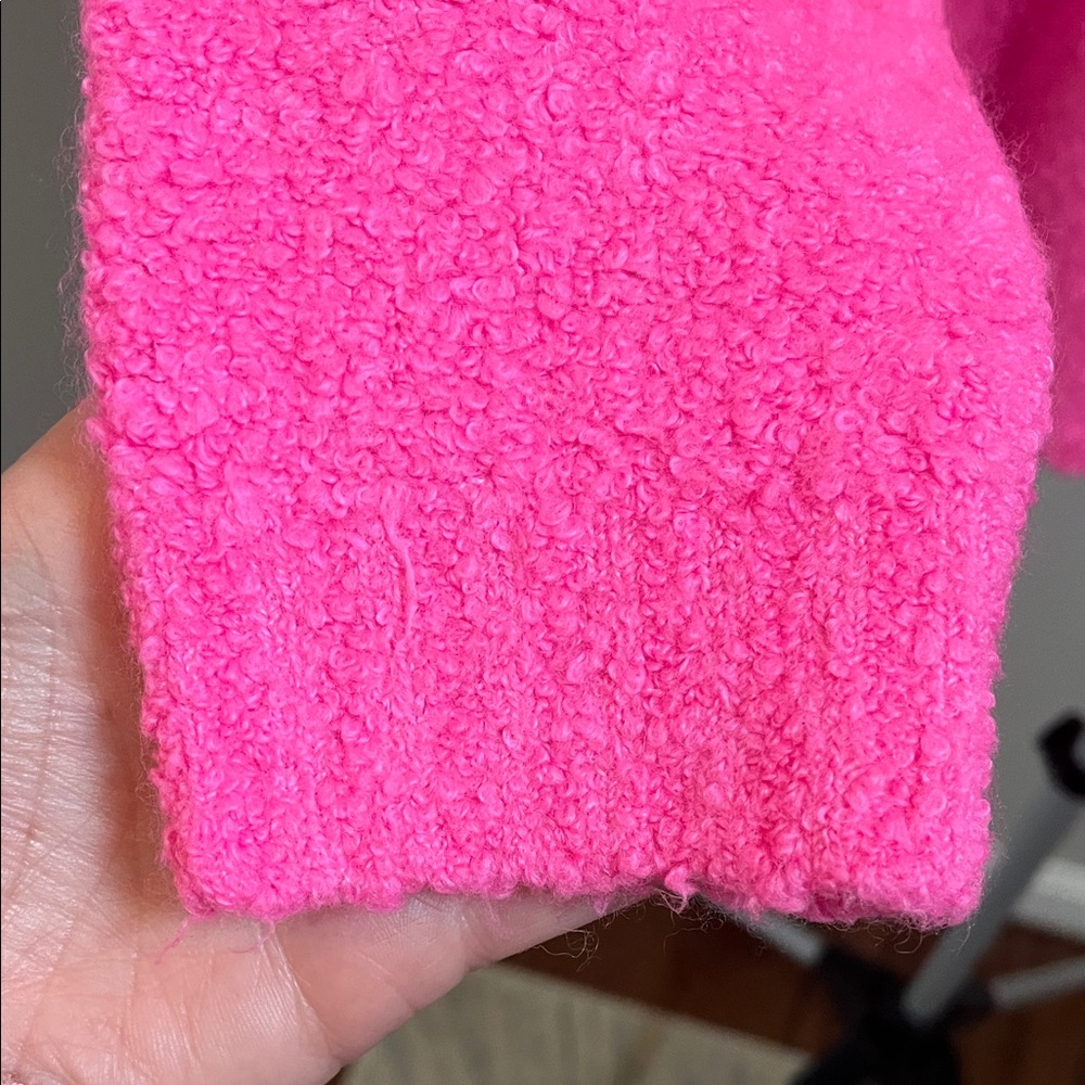 LOFT Hot Pink Bouclé Crewneck Sweater - Size Medium - Picture 4 of 4